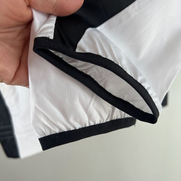 adidas Women's Logo Running Windbreaker Hoodie XS Black White HF2149 - Picture 5 of 13